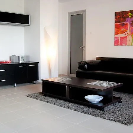 דירה Old-Town Unirii Apartments בוקרשט